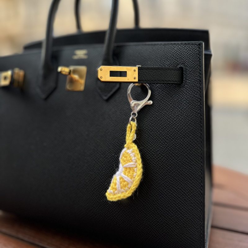 BRELOK mniejsza CYTRYNKA 2 z przywieszką ZOZO CHARMS do torebki - Image 2